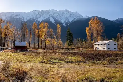 Image de Secluded house in Pemberton | Mount Currie Views