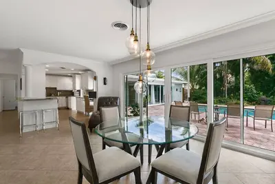 Image de Walk 2 Beach, Heated Pool, Putting Green, 4be 2 ba, Tropical oasis