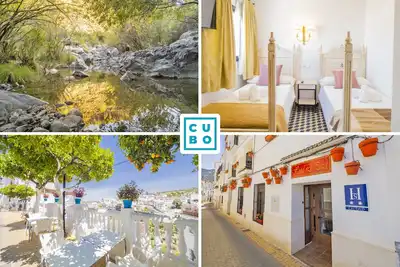 Cubo's Hostal La Plaza Room 301 with Breakfast