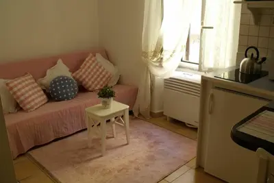 Image de Confortable appartement pour 2 personnes avec Wifi, climatisation et Tv