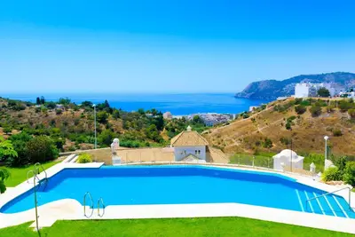 Image de Belle maison de vacances avec Wifi, climatisation, piscine, Tv, terrasse et parking