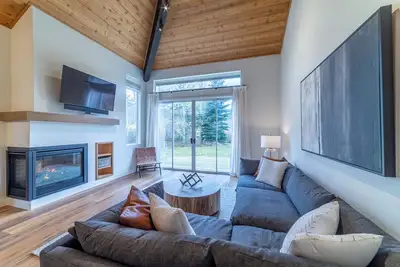 Image de Snowcreek Luxury Remodel 529