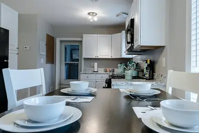 Image de Betz Bungalow - Norton Shores