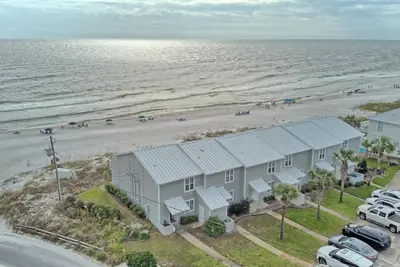30a  Beachfront Bliss Townhome: Steps from 30a!