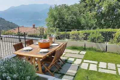 Appartement La Grande Bellezza avec vue sur le lac, spa commun et Wi-Fi