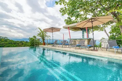 Image de 4 Ocean View Suites-Privacy-Manuel Antonio-Wildlife