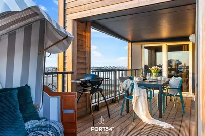 Image de StrandLoft - infrared sauna, bath tub, fireplace, balcony, beach chair, Baltic Sea view