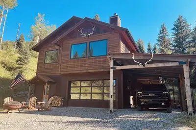 Image de Big Sky Location. Away from the crowd. Newly Renovated.