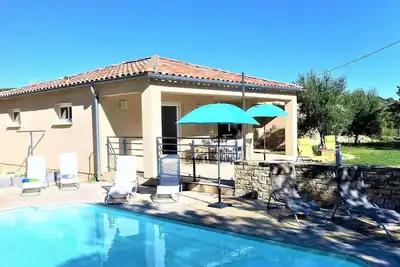 Image de Villa Moderne à Vagnas: Piscine Chauffée, 6 Pers, Proche Vallon Pont d’Arc