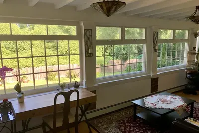 Image de Appartement d'hôtes de charme dans une maison de transport convertie