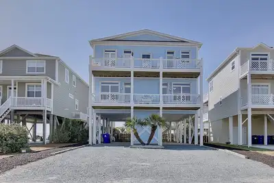 Image de Oib Decked Out - Vacation in Style by the Ocean