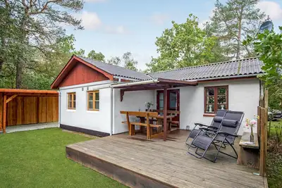 Belle maison de 2 chambres à Nexø