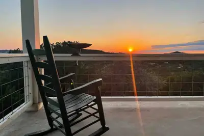 Image de Unique Hill Country Chalet