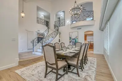 Image de Casa Del Sol: Elegant Spanish-style Modern Home in Upscale Westside of El Paso