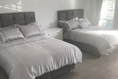 Image de Modern 3-Bed Apartment in Magherafelt Sleeps 8