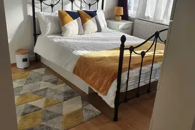Image de Entire 3 Bedrooms House To Yourself, Free Parking.