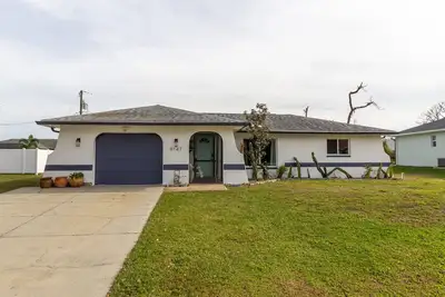 Image de Private and cozy home - 10 minutes from the beach