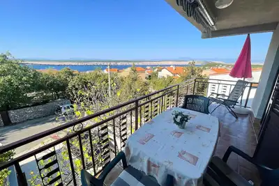 Appartement de vacances avec air conditionné et vue sur la mer