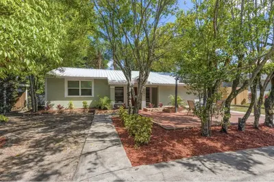 Image de Zone E! Near Downtown Tampa, Busch Gardens, Tampa Zoo and Raymond James Stadium