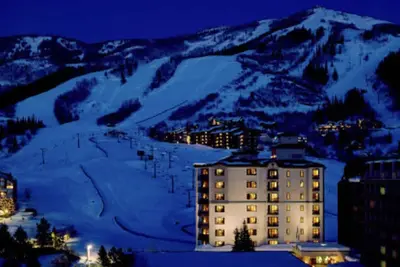 Image de Sheraton Rare 3 Bedroom Lock off Villa Ski in/Out Pres Day/ Ski Week--sleeps 10