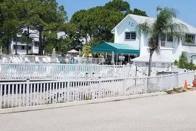 Image de Paradise in sunny Englewood Fl - immaculate 1st floor condo close to beaches!