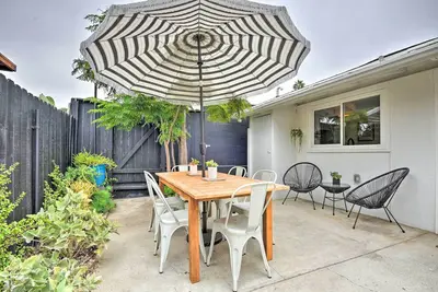 Image de Chic & Central Ventura Home - Walk to Beach!