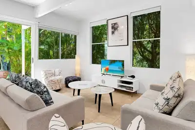 Image de Little Cove Townhouse 12 - Directly opposite to Noosa National Park
