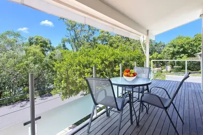 Image de Dolphins 2 - Beach Rd apartment with views of Laguna Bay