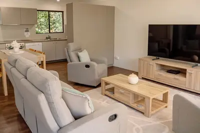 Image de Costa Del Sol 2- Directly opposite Little Cove Beach
