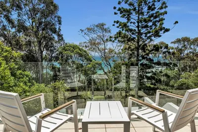 Image de Kareka 5 - Wake up to rolling waves at Little Cove Beach