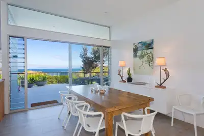 Image de Sea views, minutes from the beach