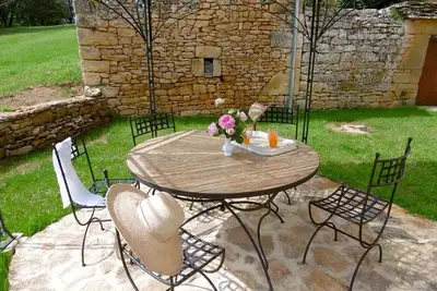 Image de L'énéa, Maison de caractère 5 personnes accès piscine