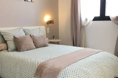 Image de Séduisant cocon neuf, centré à l’Est de l’Ile