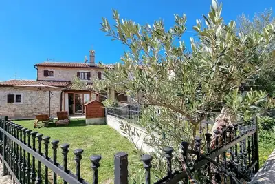 Image de Maison de vacances Novigrad pour 1 - 4 personnes avec 2 chambres Ă coucher - Maison de vacances