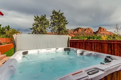 Image de Sedona Casa Roja: Luxurious 4br home with panoramic red rock views, sleeps 10.