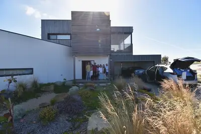 Image de Eco friendly, ocean view, award winning, luxury beach house