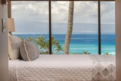 Image de Stunning Views! Luxury Penthouse Kahana Villa E705