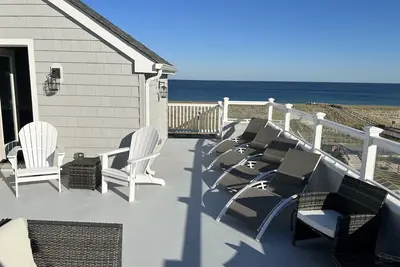 Image de Beautiful brand new ocean front luxury home in Ortley Beach