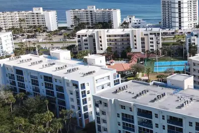 Image de Enjoy the gorgeous sunset in this beautiful 3/2 condo ~ Ow9-305
