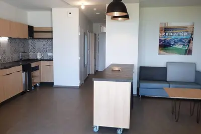 Image de Appartement Pmr avec balcon, piscine, parking et plage à La Tranche-sur-Mer