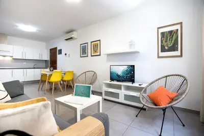 Image de Flatguest Urban Canteras 3 - Beach - A/C - FastWifi