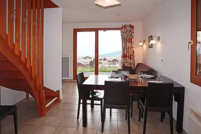 Image de 200m des commerces, remise en forme, piscine, sauna, hammam, terrasse, parking, télévision