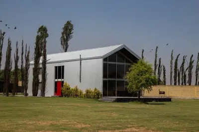 Image de Magnificent Estate with Private Lake and Large Garden