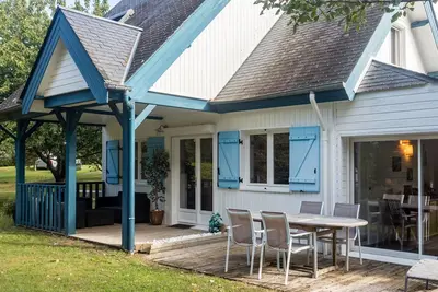 Image de Le Chalet à la mer - Deux Chambres Maison, Couchages 8