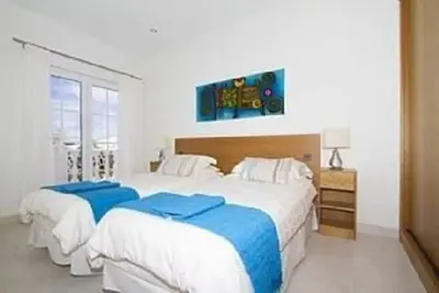 Stunning 5 Bedroom Villa With Private Pool, Jacuzzi And Games Room