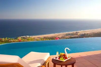 Image de Spectacular Monte Cristo Villa #5 in prime weeks 2/15-3/16