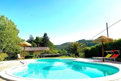 Image de Sun & Moon Cottage with private pool and garden