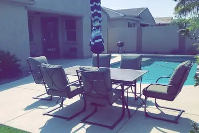 Image de Queen Creek Oasis - 4bed, 3bath w/ Heated Pool :-),