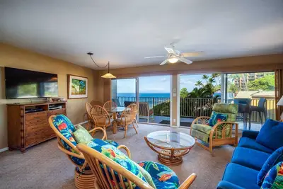 Image de Hale Hui Kai 213 Oceanfront! ! Large Wrap Around Lanai