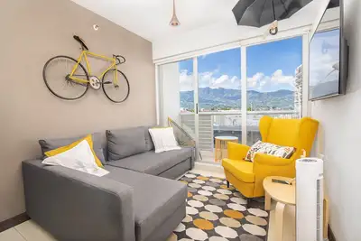 Image de Classy Apartment w/ King Bed Close to Airports